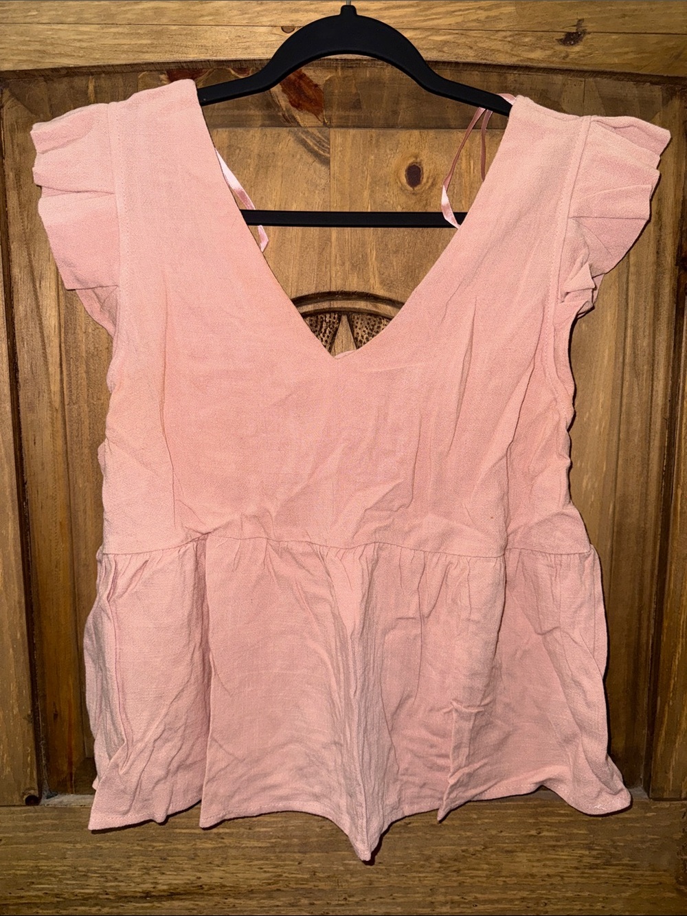 Women's Pink V-Neck Flutter Sleeve Top